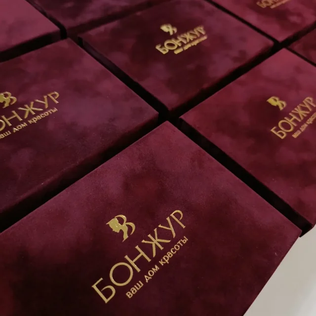 Тиснение фольгой коробок